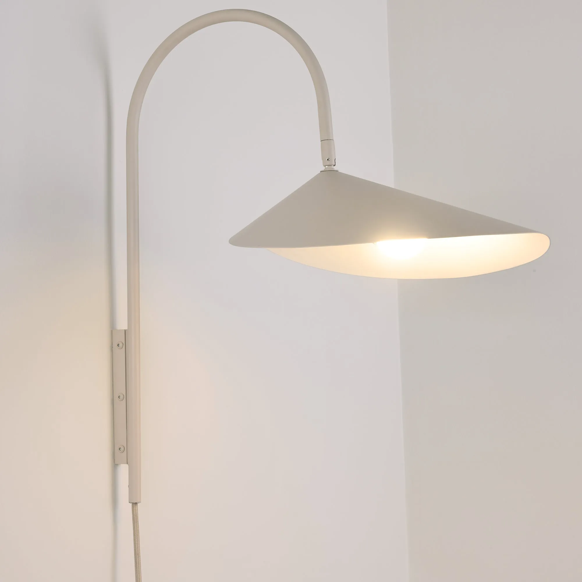 Arum Swivel Wall Lamp