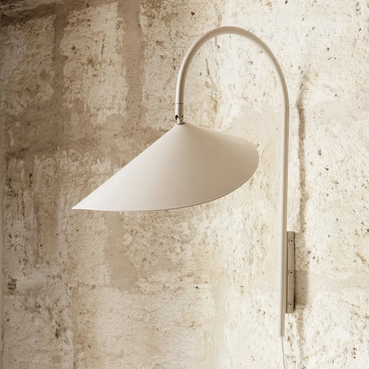 Arum Swivel Wall Lamp