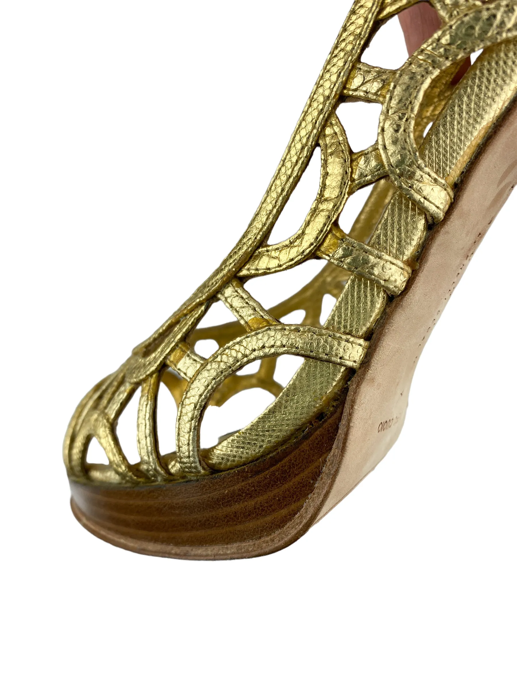 Laundry by Shelli Segal, Women's Harlow Snake Embossed Sandal, Gold, Size 7.5