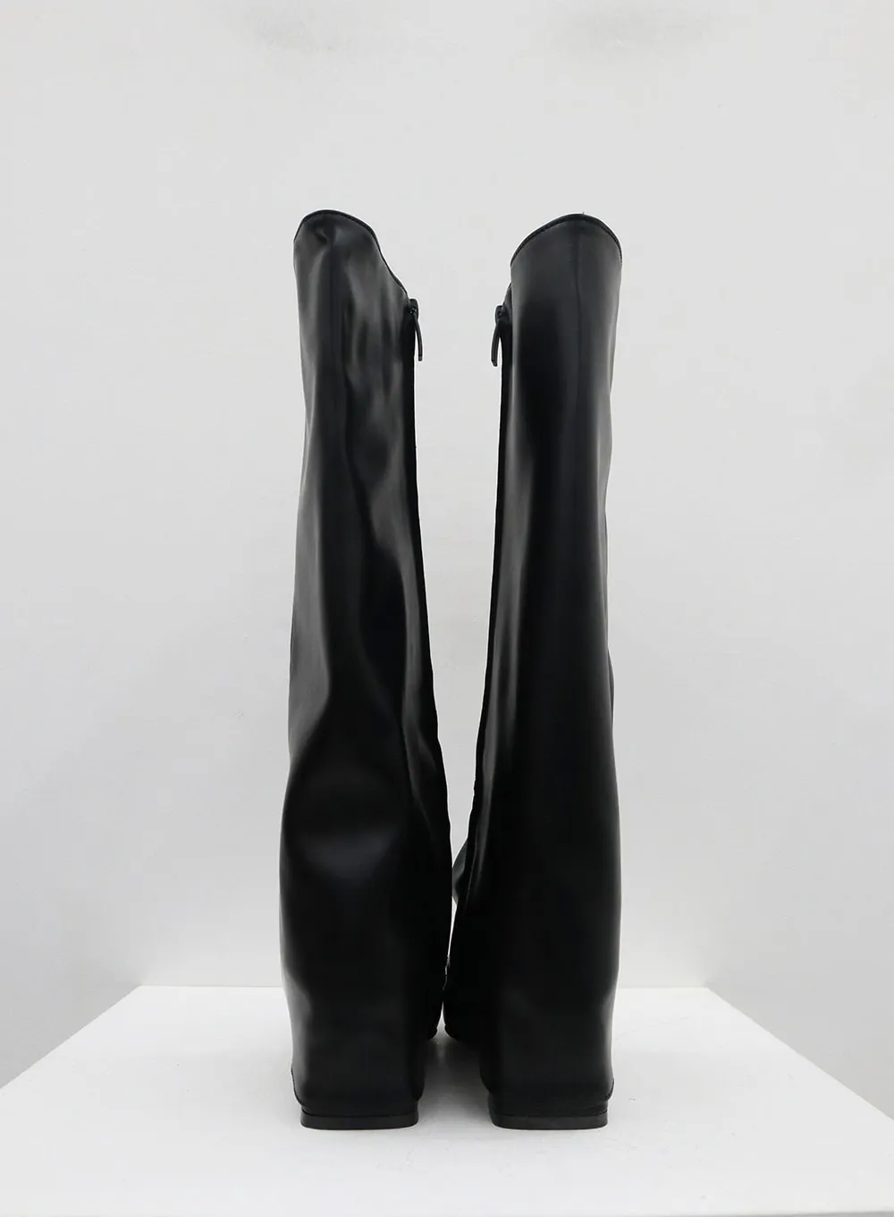 Leather Pointed Toe High Boots ON09