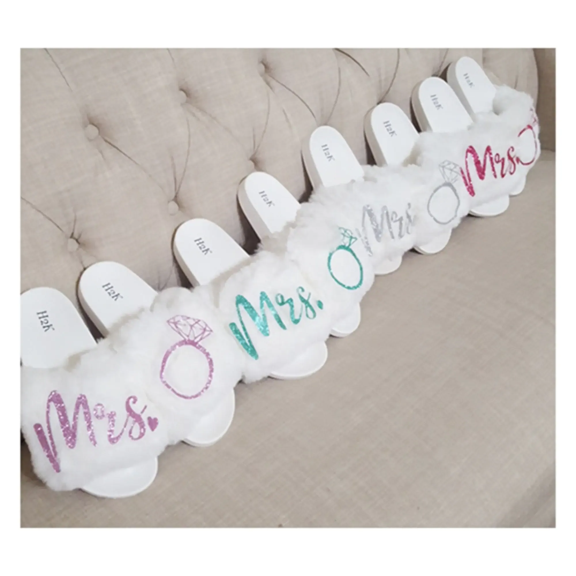 Mrs Slides - White Fur - Mrs. - Bridal - Fiancé - Bride to be - honeymoon gifts