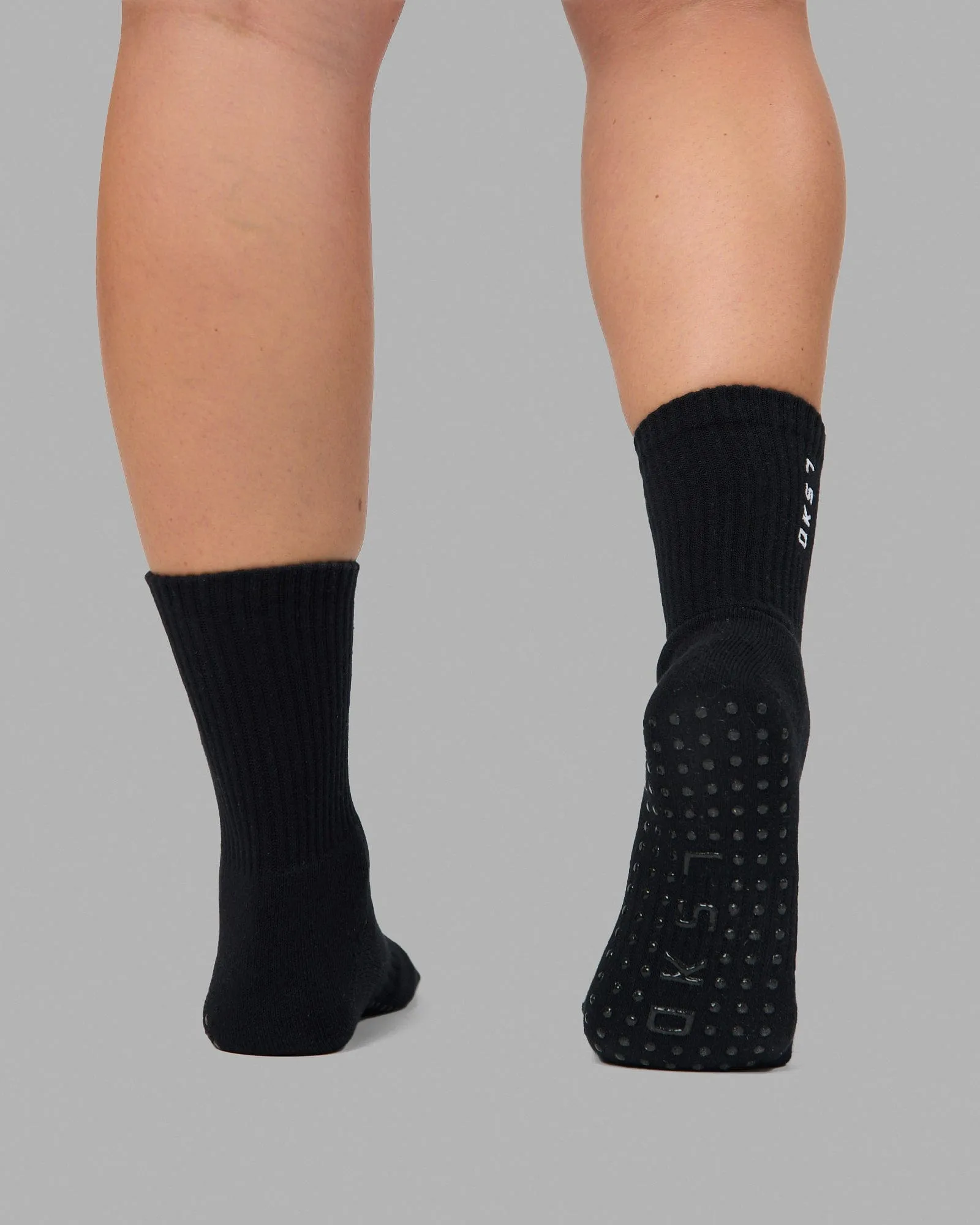 Signal Pilates Socks - Black-Black